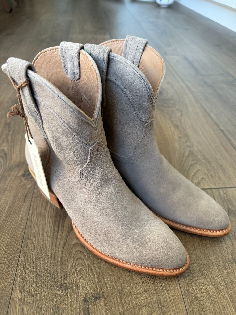 BRAND NEW Tacova - The Lucy Ankle Bootie - SIZE 9M (Womens)